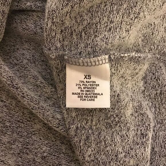 Magellan Outdoors Classic Fit Gray Hi-Low Cardigan XS - Picture 7 of 8